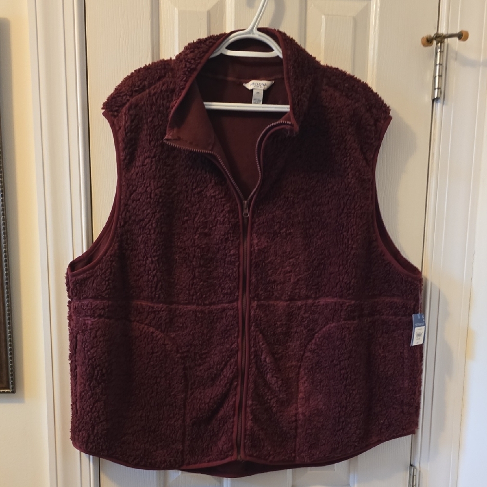 ARIZONA JEAN CO BRAND WOMEN'S JUNIOR PLUS SIZE BURGUNDY FAUX FUR VEST SIZE XXL